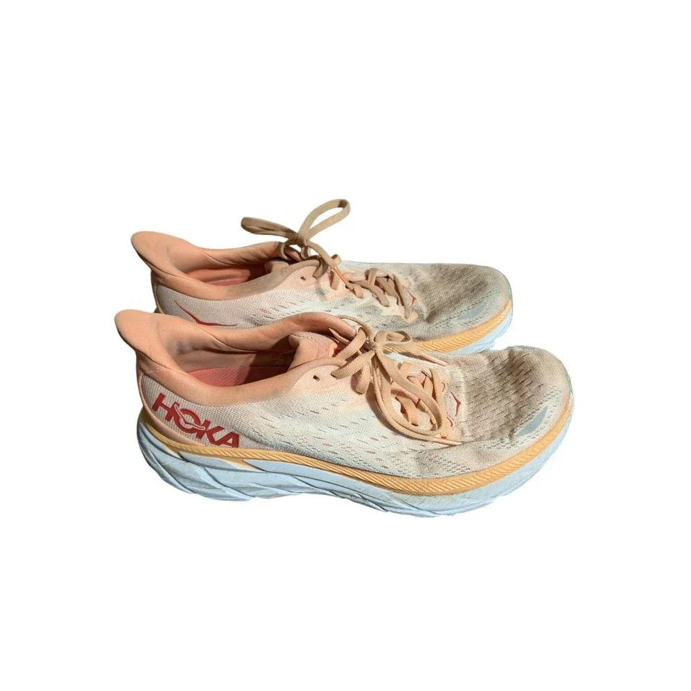 Hoka One One Womens Clifton 8 1119394 CSPY Orange Running Shoes Sneakers Size 9B